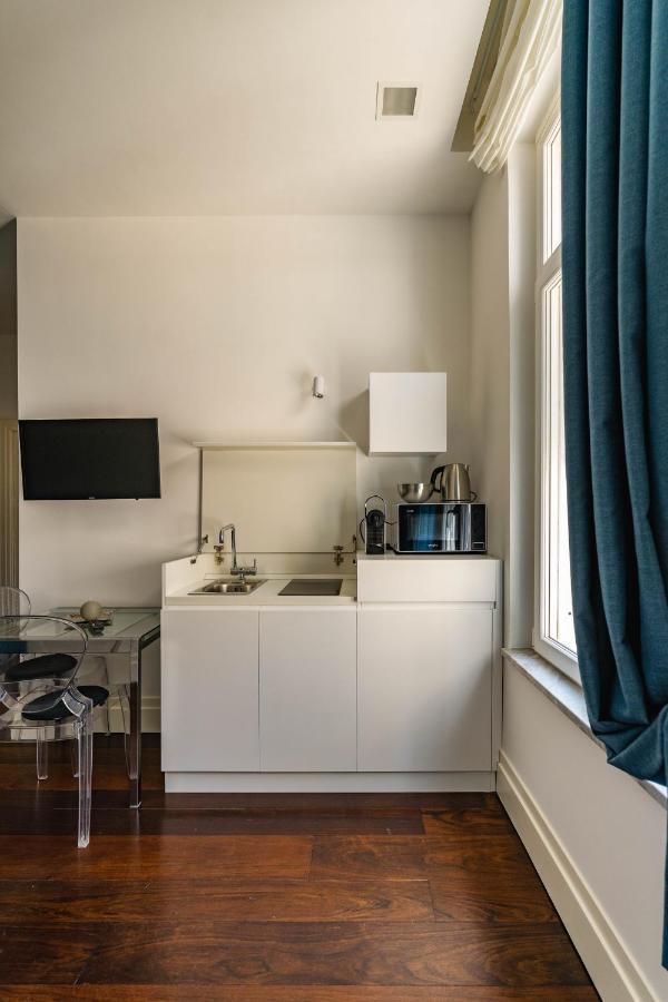 Ad Maiora Boutique Suite เนเปิลส์ ภายนอก รูปภาพ
